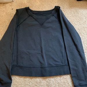 Dark grey crew-neck sweatshirt